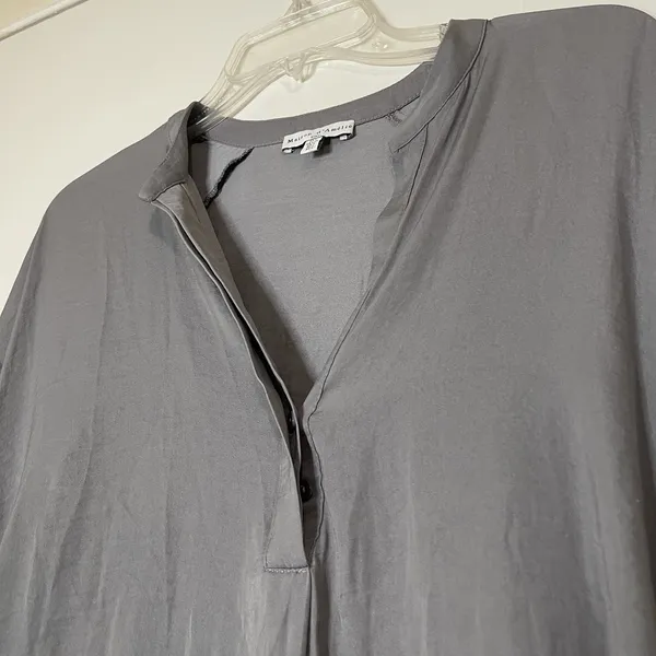 Anthropologie Maison d'amelie gray button front long sleeve blouse top large - Image 2