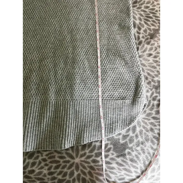 Loft Gray Knit Crew Neck Sweater Medium Elevated Basic Preppy Cozy Minimalist - Image 5