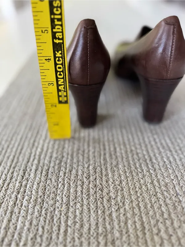 Franco Sarto Brown Leather 90s Minimalist Block Heel Loafers Size 8 - Image 6