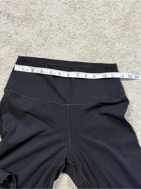 Old Navy Women’s Studiosmooth Go Dry High Rise Flare Leggings in Black M - Image 12