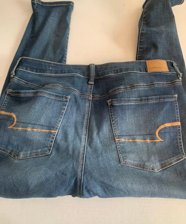 American Eagle Outfitters Skinnies - Image 2