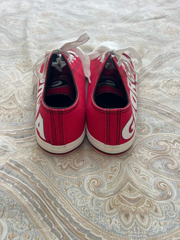UGA NCAA Red Vintage Sneakers Size 10.5 - Image 7