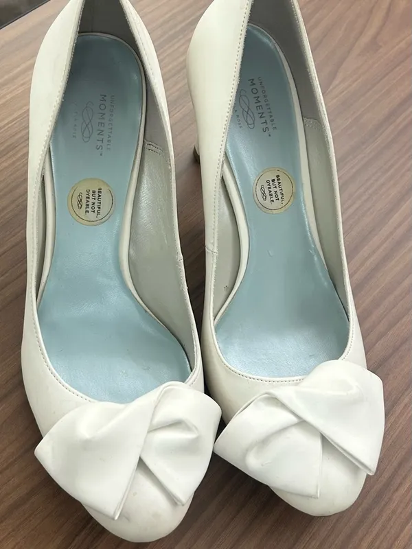 Pumps Lela Rose Ivory Bow Pump with Blue Insole 10 - Image 2