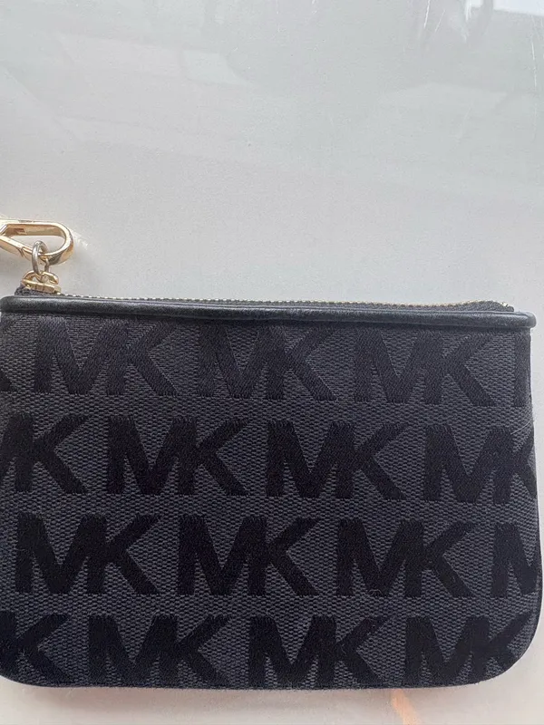 Michael Kors Wristlet Wallet - Image 2