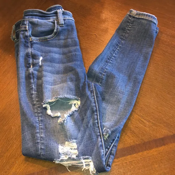 Size 0 Short American Eagle Stretchy Blue Distressed Skinny Jeans - Image 2