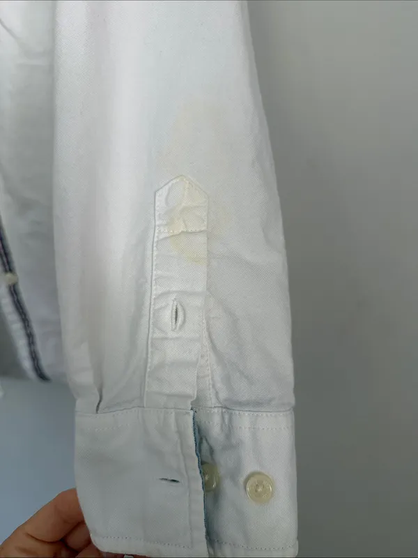 Tommy Hilfiger White Long-Sleeve Casual Button-Down Shirt with Subtle Trim - Image 6