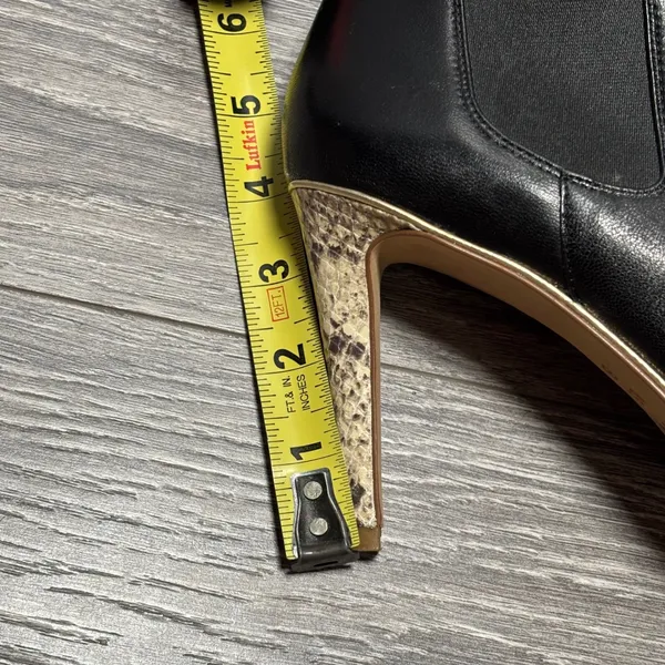 Coach Adrianna‎ Black Leather Peep Toe Bootie 6.5B - Image 10