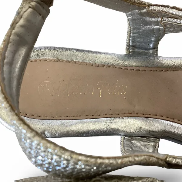 Dream Pairs Thong Sandals - Image 3