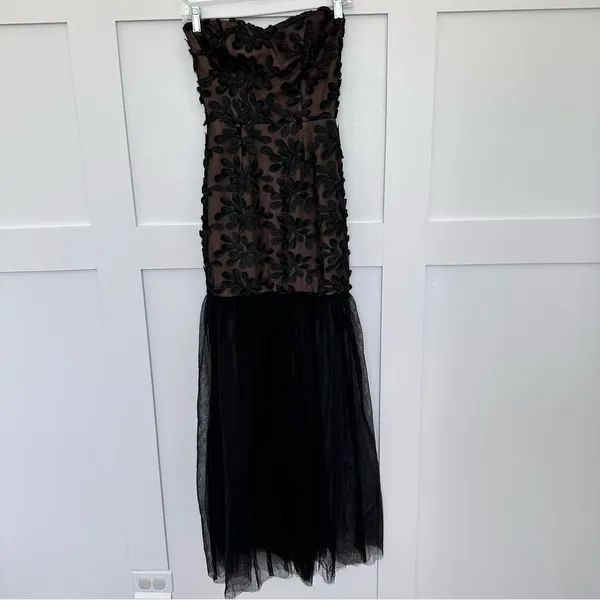 Dress the Population Strapless Black Floral Mesh Formal Gown Dress - Image 3