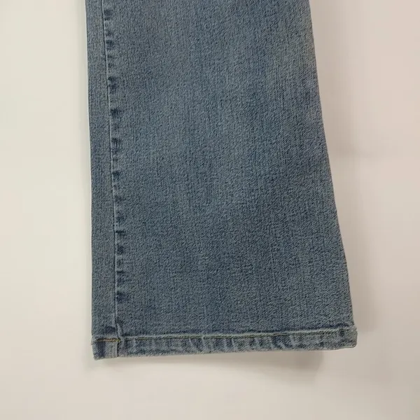 Denim Rock 5 28x30 Y2K Low Rise Medium Wash Flare Jeans - Image 4
