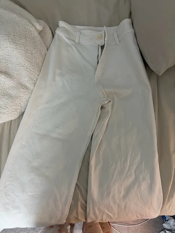 Vestique White pants  - Image 4