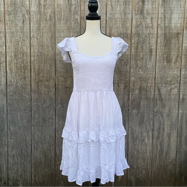 LEANI White Ruffle Smocked Babydoll Lined Tiered Mini Dress Size L - Image 10