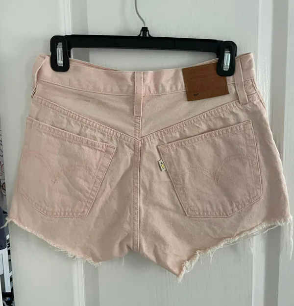 Levi’s Pink Jean Shorts - Image 2