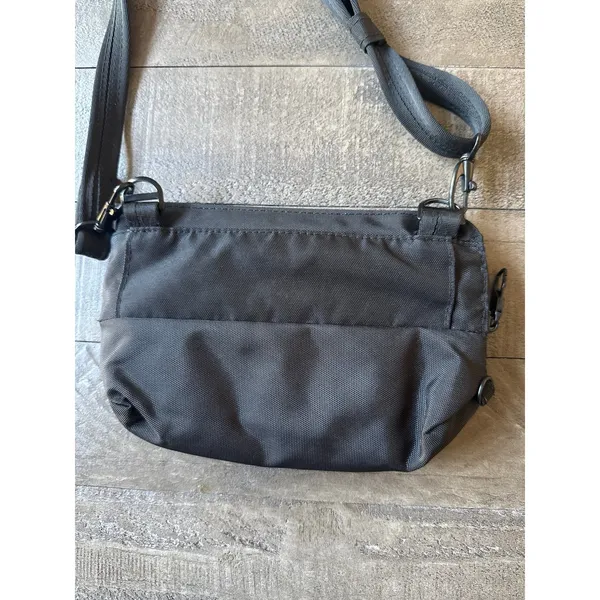 Anti-Theft Tailored Convertible‎ Crossbody Clutch 9" x 5.25" x 2" - Image 4