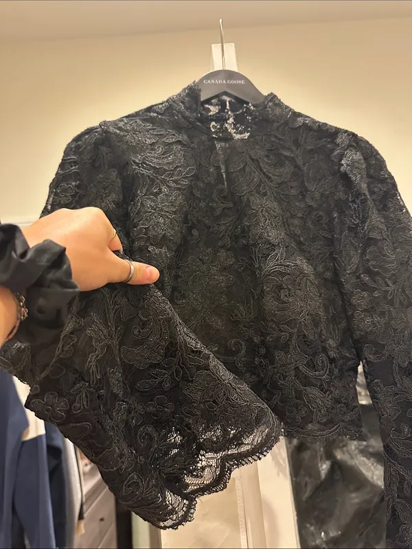 Stone cold fox lace top - Image 3