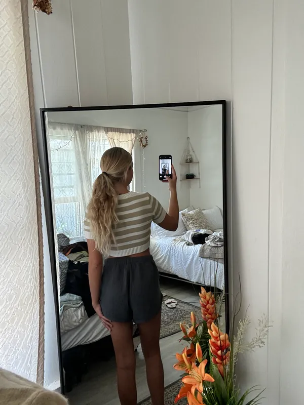 Stripe Knit Short Sleeve Crop - Image 2
