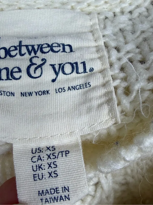 Between Me & You Ivory Cable Knit Fisherman Sweater Wool Blend Women’s XS - Image 4