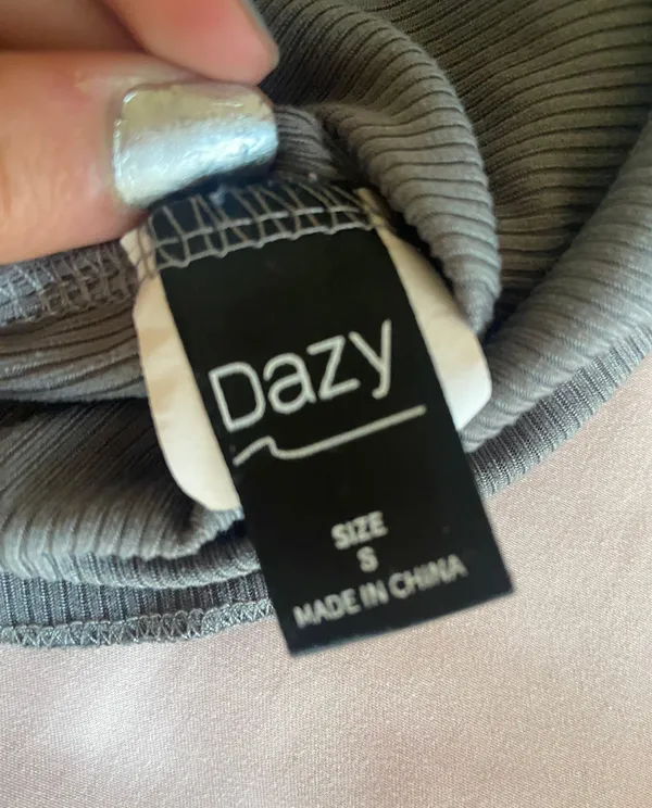 SheIn Gray Henley Top - Image 3