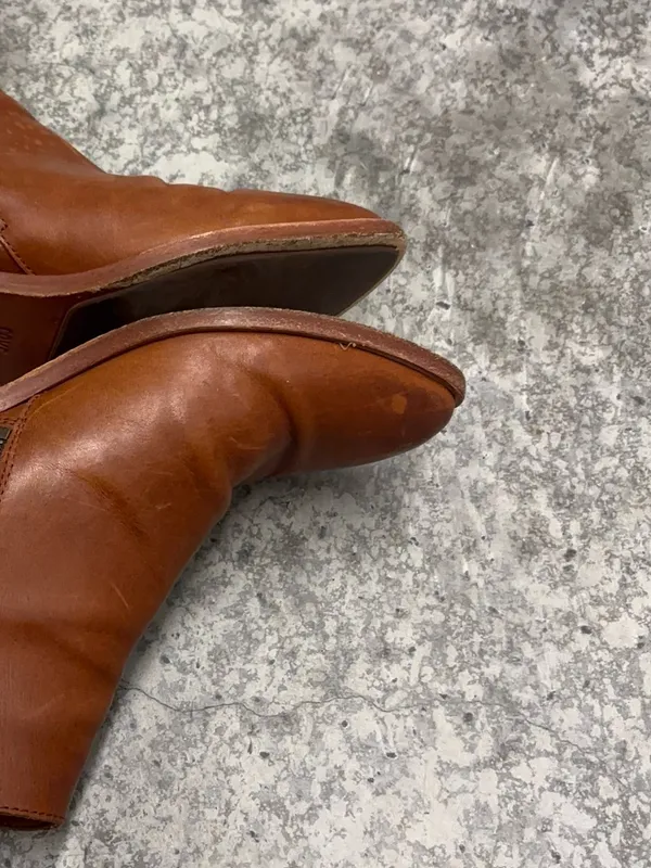 Frye Carson  piping bootie size 7.5 - Image 13