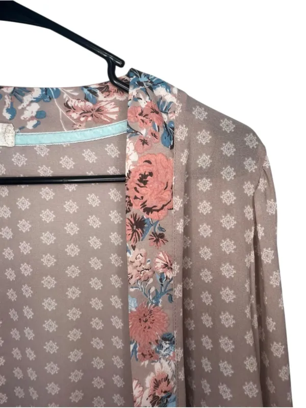 Altar'd State Floral Geometric Bell Sleeve Sheer Open Front Long Sleeve Kimono C - Image 2