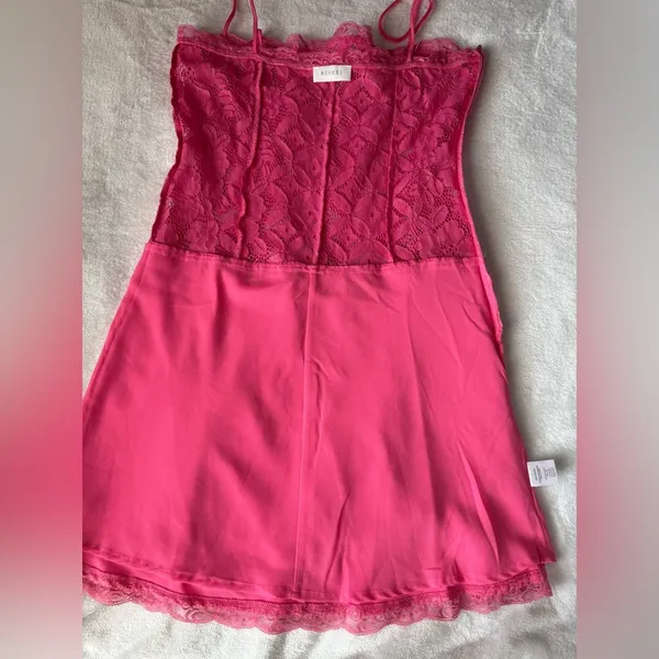 Meshki Hot Pink Lace Slip Mini Dress Size Large Satin Lace Party Date Night - Image 8