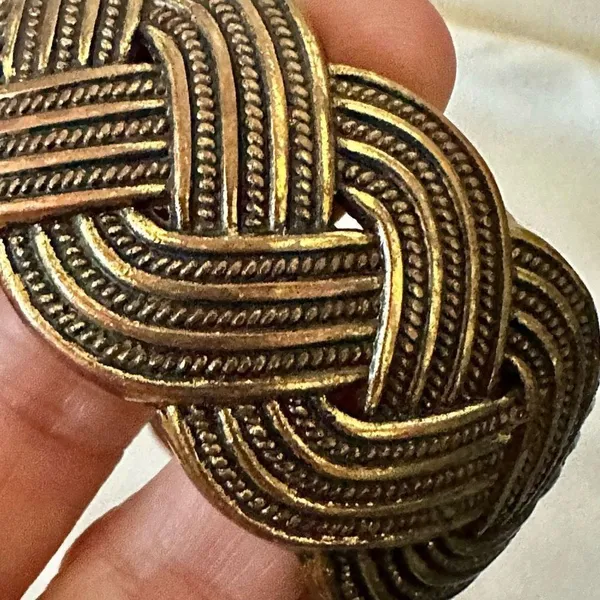 Gold tone hinged braided bangle bracelet - Image 8