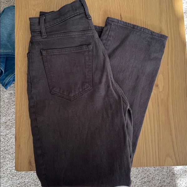 A&F Ultra High Rise 90s Straight Jean in Brown - 26S Curve Love - Image 8