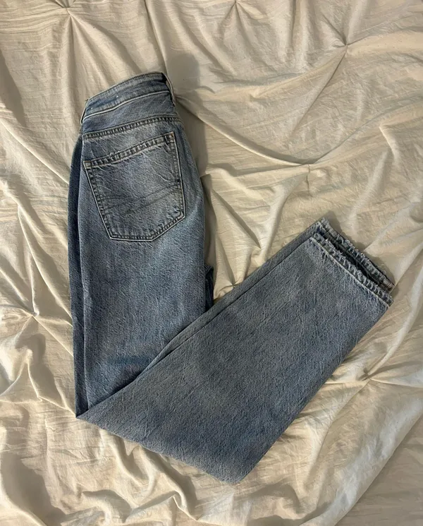 Mom Jeans - Image 2