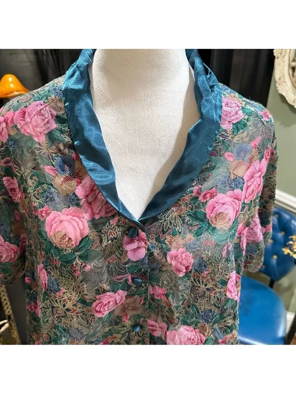 Victoria's Secret Gold Label Green Sheer Rose Top Size Small - Image 3