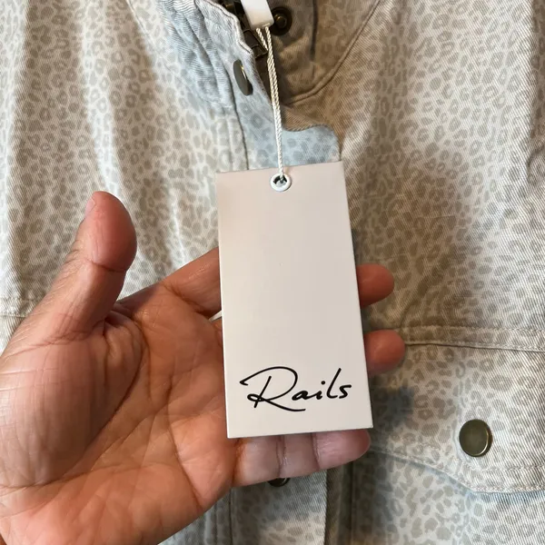 RAILS Collins White Mini‎ Cheetah Jacket Size Large Tencel Linen Cream New - Image 8