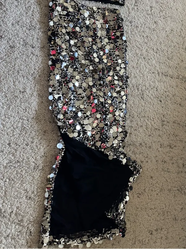 Lulu’s Prominent Sparkle Silver Sequin Matching Set Sz Small Crop Top Maxi Skirt - Image 9