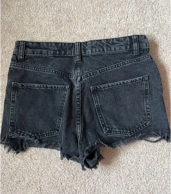 ZARA Shorts Denim - Image 3