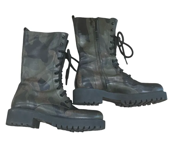 Michael Kors Brenna runway camo leather lace-up boots - Image 7