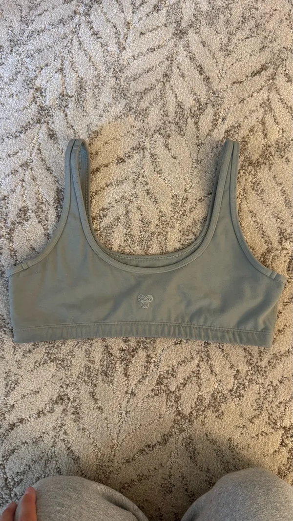 Aritzia TNA Sports Bra - Image 2