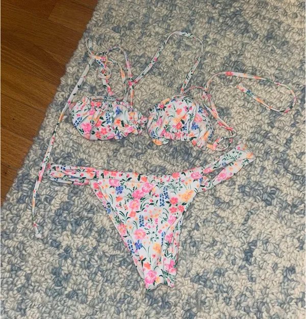 Kulani Kinis Bikini Set - Image 2