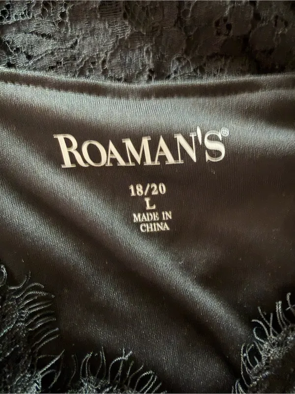 Roman’s Black Lace V-Neck Long-Sleeve Women's Blouse - Image 4