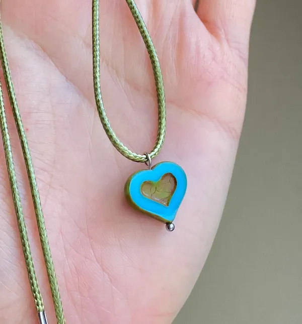 Handmade unique quality Czech glass heart bead fairy boho vintage retro style necklace🌿✨ - Image 2