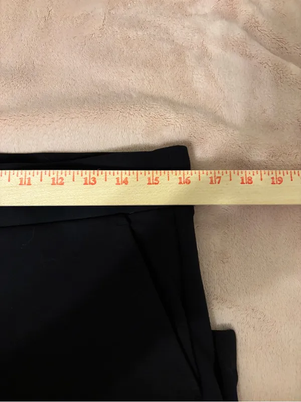 LOFT Black Pull-On Ankle Pants Women’s Size Large Stretch Career Work - Image 4