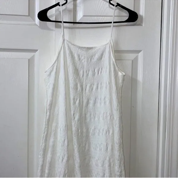 Zara Textured White Maxi Dress(Size Medium) - Image 5