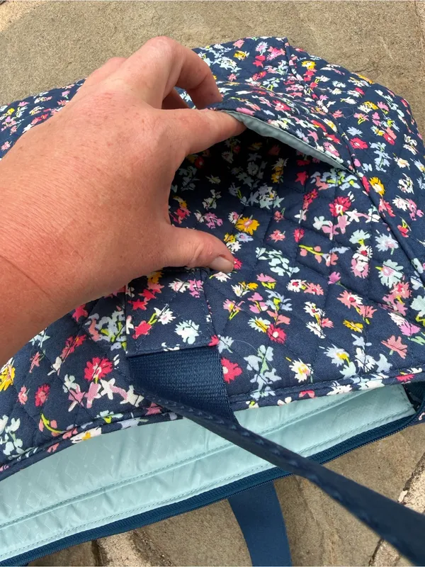 Vera Bradley | Poppy Meadow Floral Quilted Duffle bag - Image 7