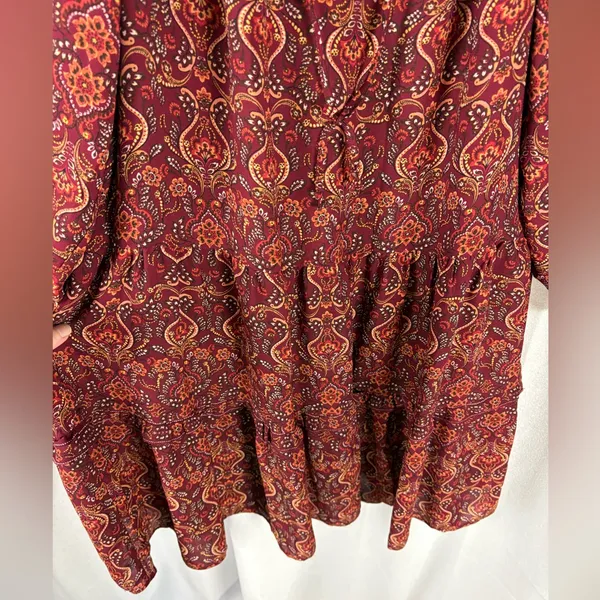 Max Studio Burgundy Tiered Shift‎ Floral Print Smocked Paisley Dress Medium EUC - Image 3