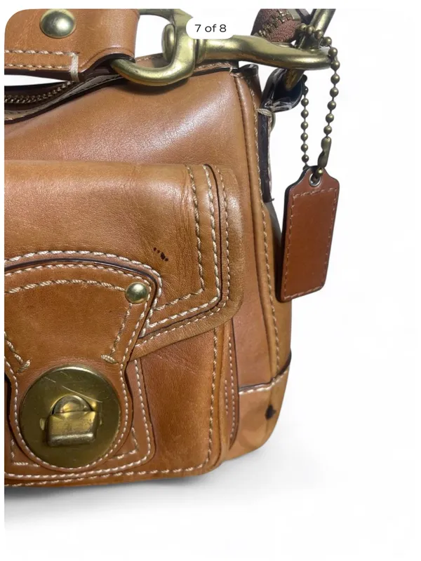 Vintage Coach Y2K Legacy Leather Bag with Double Turnlock - Image 9