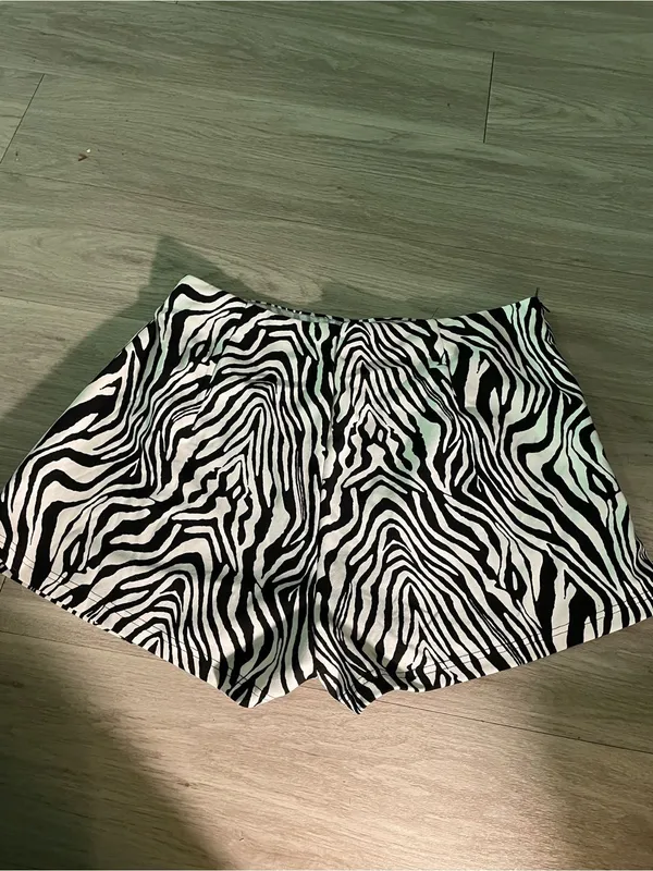 High-Rise Zebra Print Women's Shorts - Black & White - Image 2