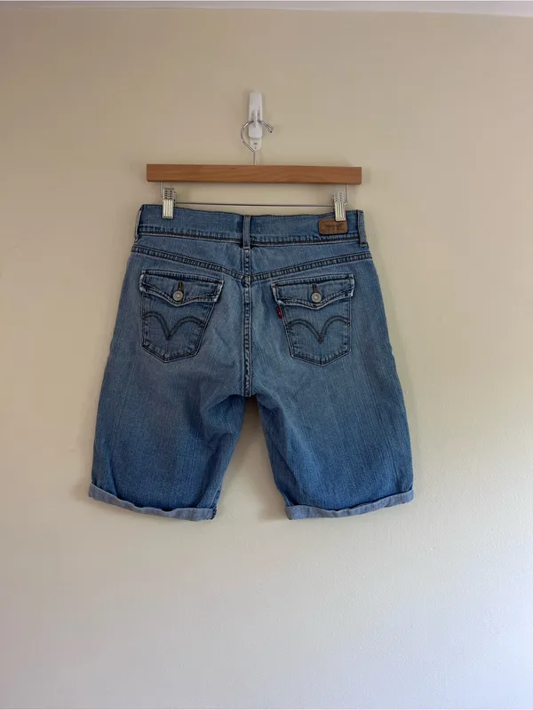 Levi's Vintage 515 Light Blue Denim Bermuda Jean Shorts - Size Women’s 6 - Image 3