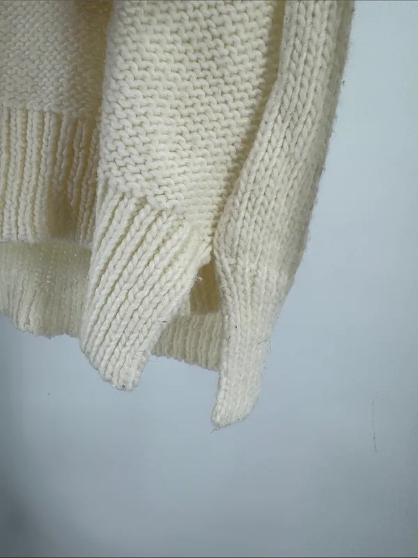 American Eagle Outfitters Cream Crewneck cable Knit Sweater wool blend L winter - Image 5
