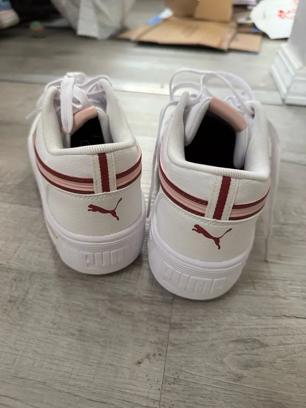 Puma Sneakers - Image 2