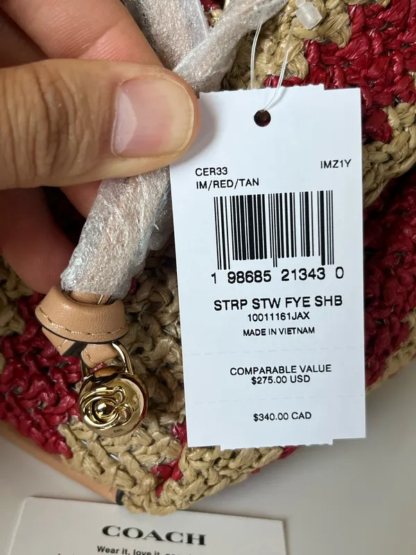 Coach Faye Shoulder Bag - Image 6