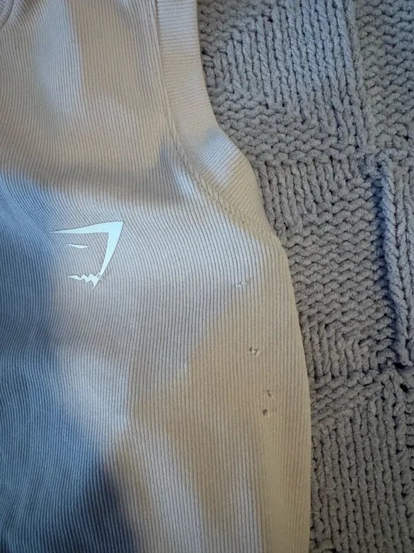 Gymshark Top Crop - Image 2