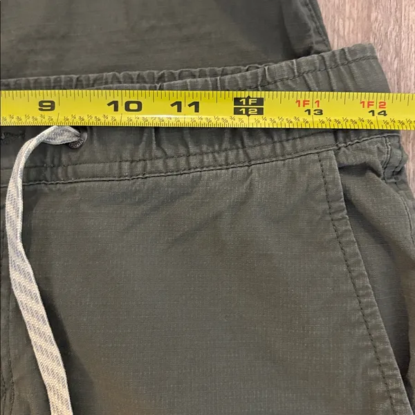 Vuori Ripstop Pants Women’s Size Extra Small Dark Green - Image 6