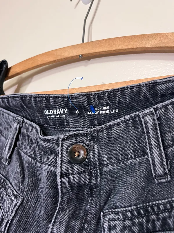 Black Old Navy Barrel Jeans  - Image 3